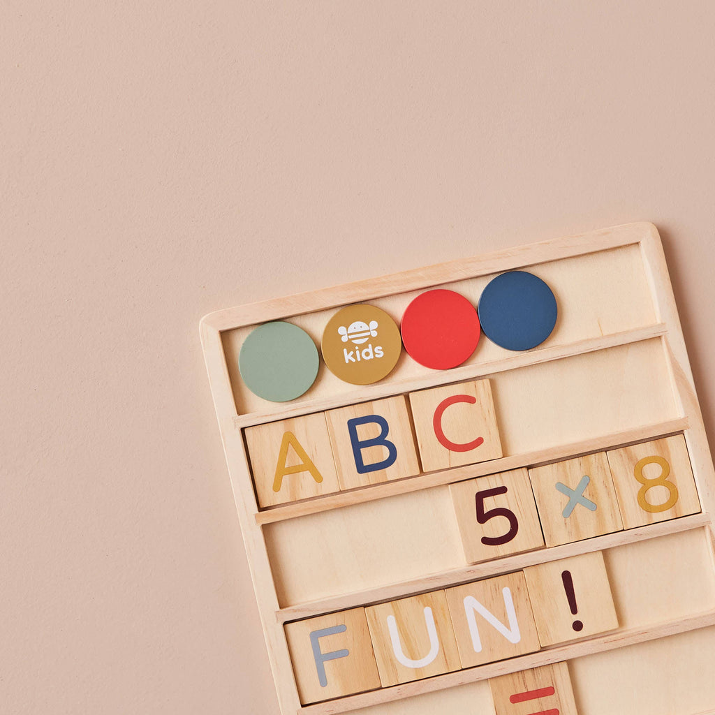 Just Bee Kids houten alfabet - Leer- en speelpuzzel
