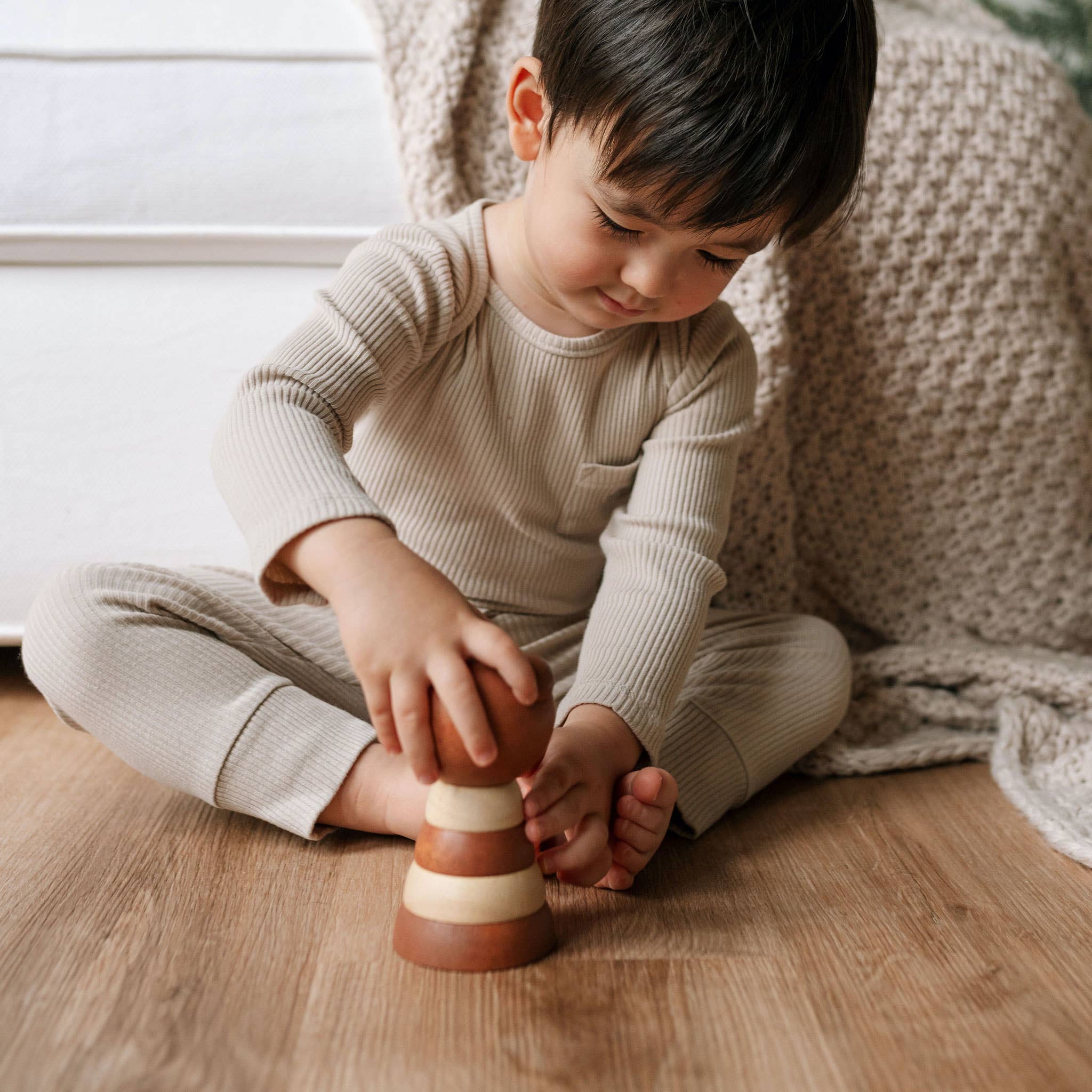 Houten Ringstapelaar - Beer